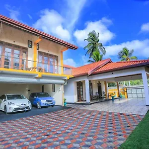 https://negombo-andersson-luxury-house.negombohotels.net